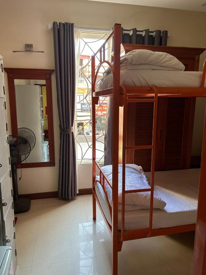 Hotel Starlight 14 Vườn Đào à Hạ Long Extérieur photo