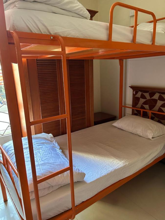 Hotel Starlight 14 Vườn Đào à Hạ Long Extérieur photo